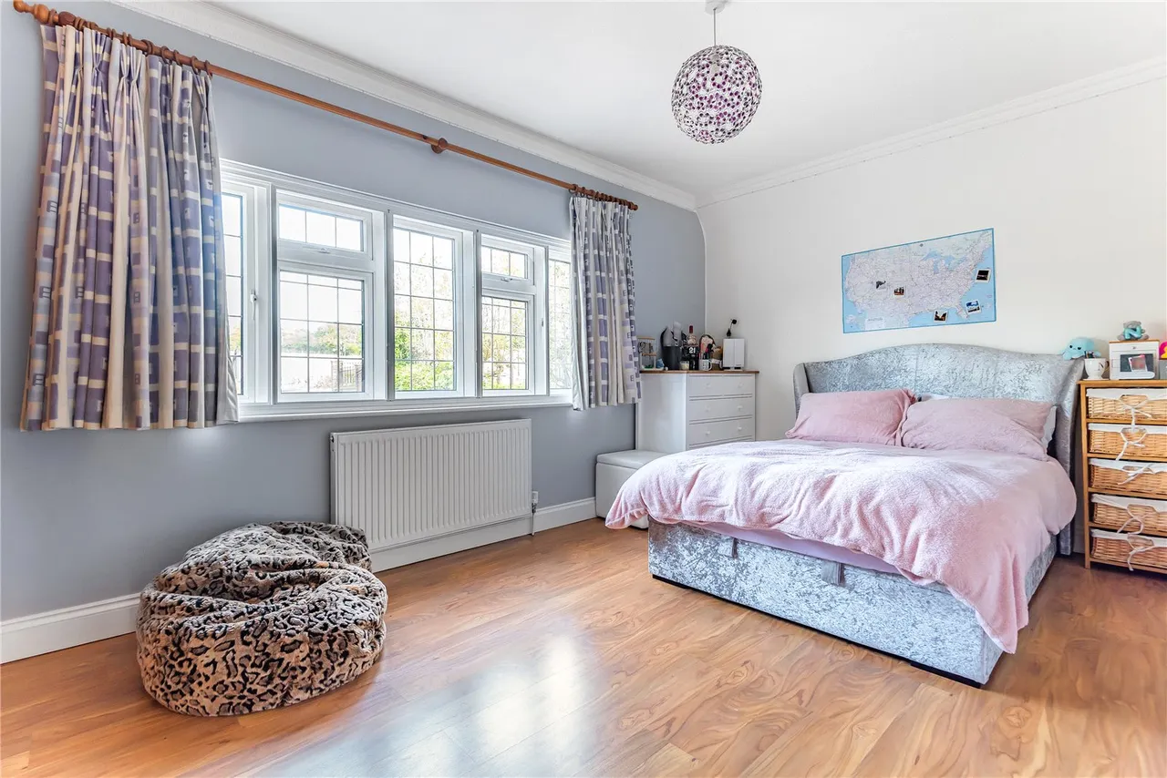 Cockfosters Road, Hadley Wood, EN4 0JS, photo 17