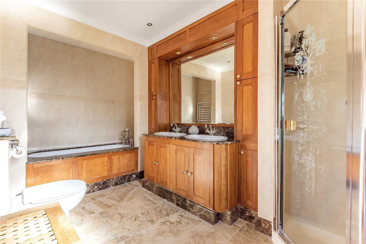 Cockfosters Road, Hadley Wood, EN4 0JS, photo 16