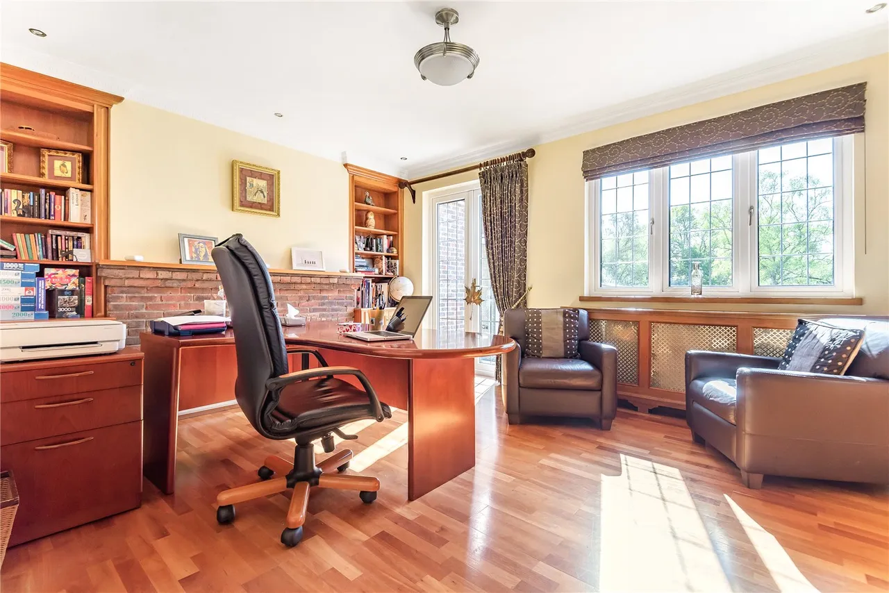 Cockfosters Road, Hadley Wood, EN4 0JS, photo 6