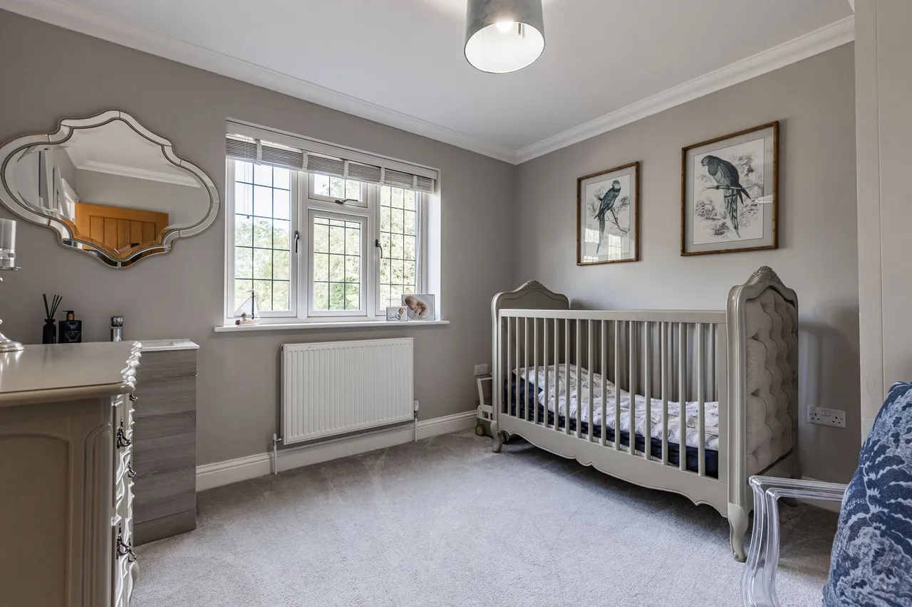 Impressive Four Bedroom Detached Home, photo 19