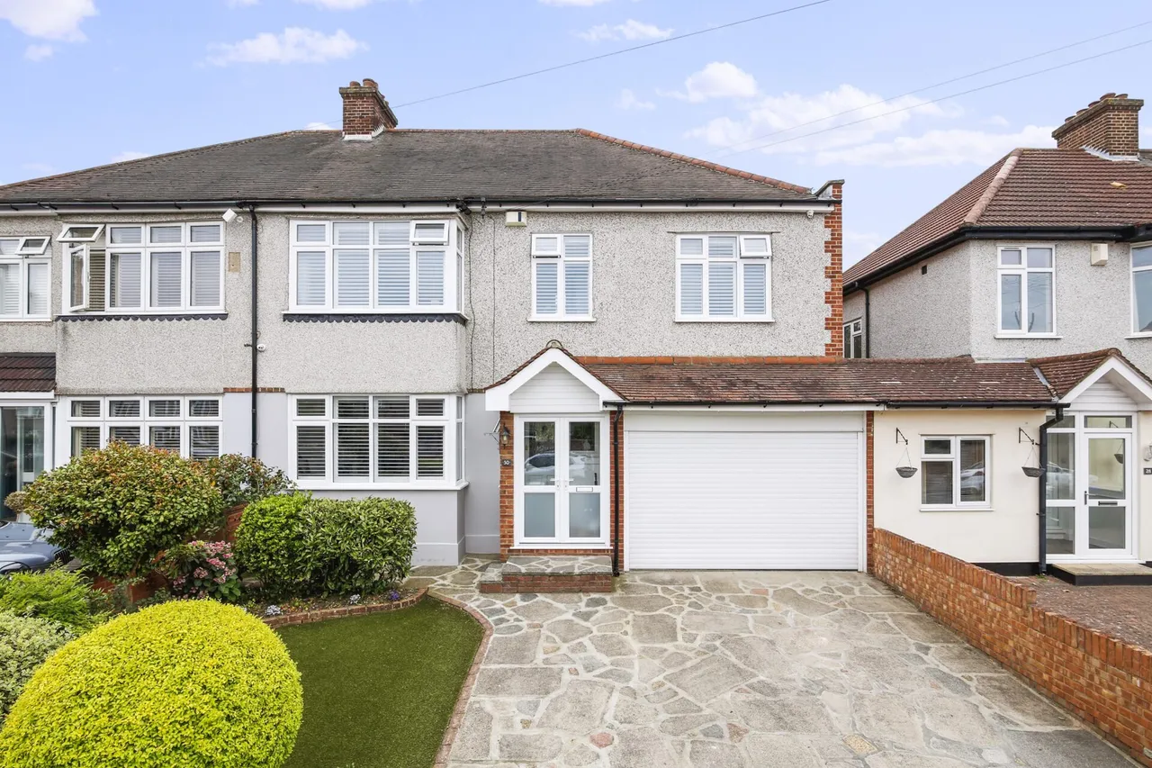 5 bed house for sale — Tyndall Road, Welling