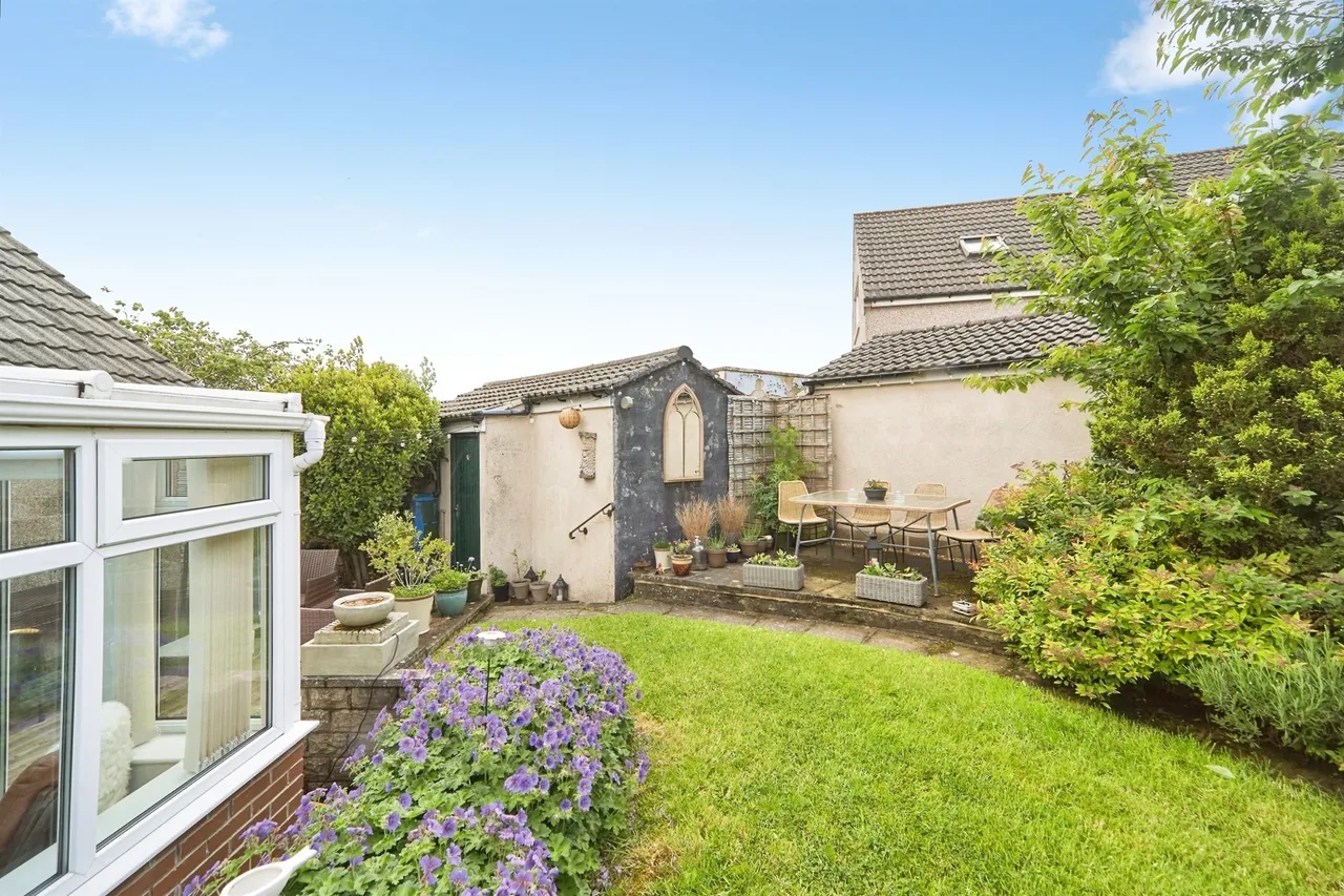 Wheathead Drive, Keighley, BD22, photo 20