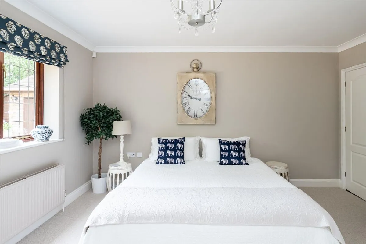 Norrels Drive, East Horsley, KT24, photo 13