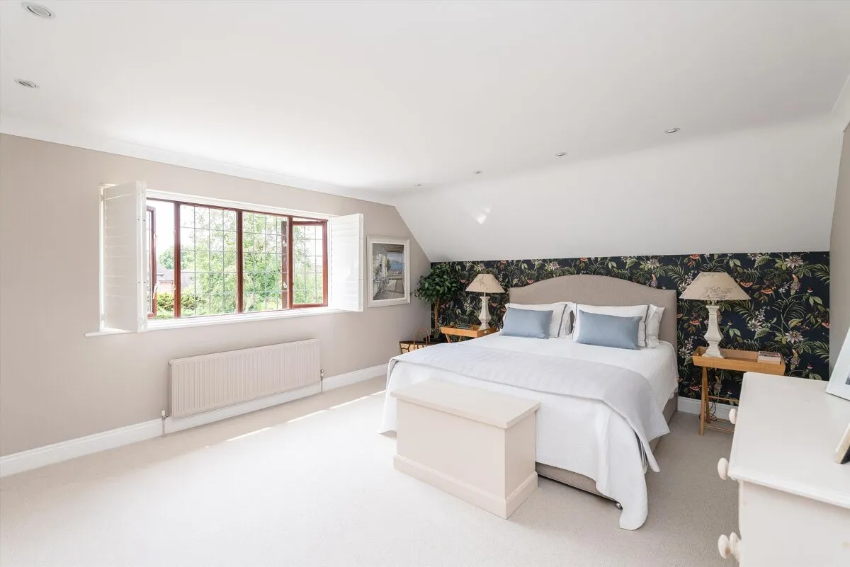 Norrels Drive, East Horsley, KT24, photo 10