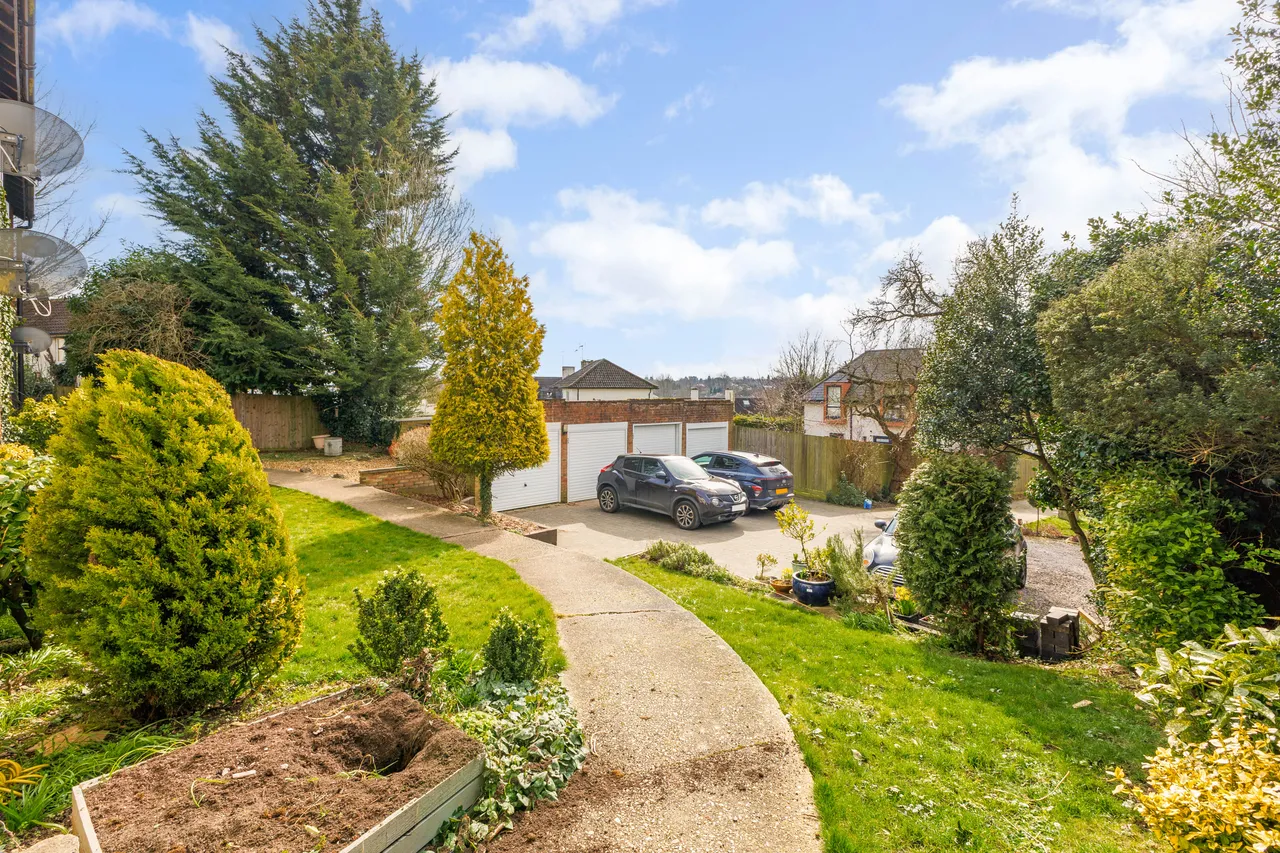 Hill Close, Harpenden, AL5, photo 2