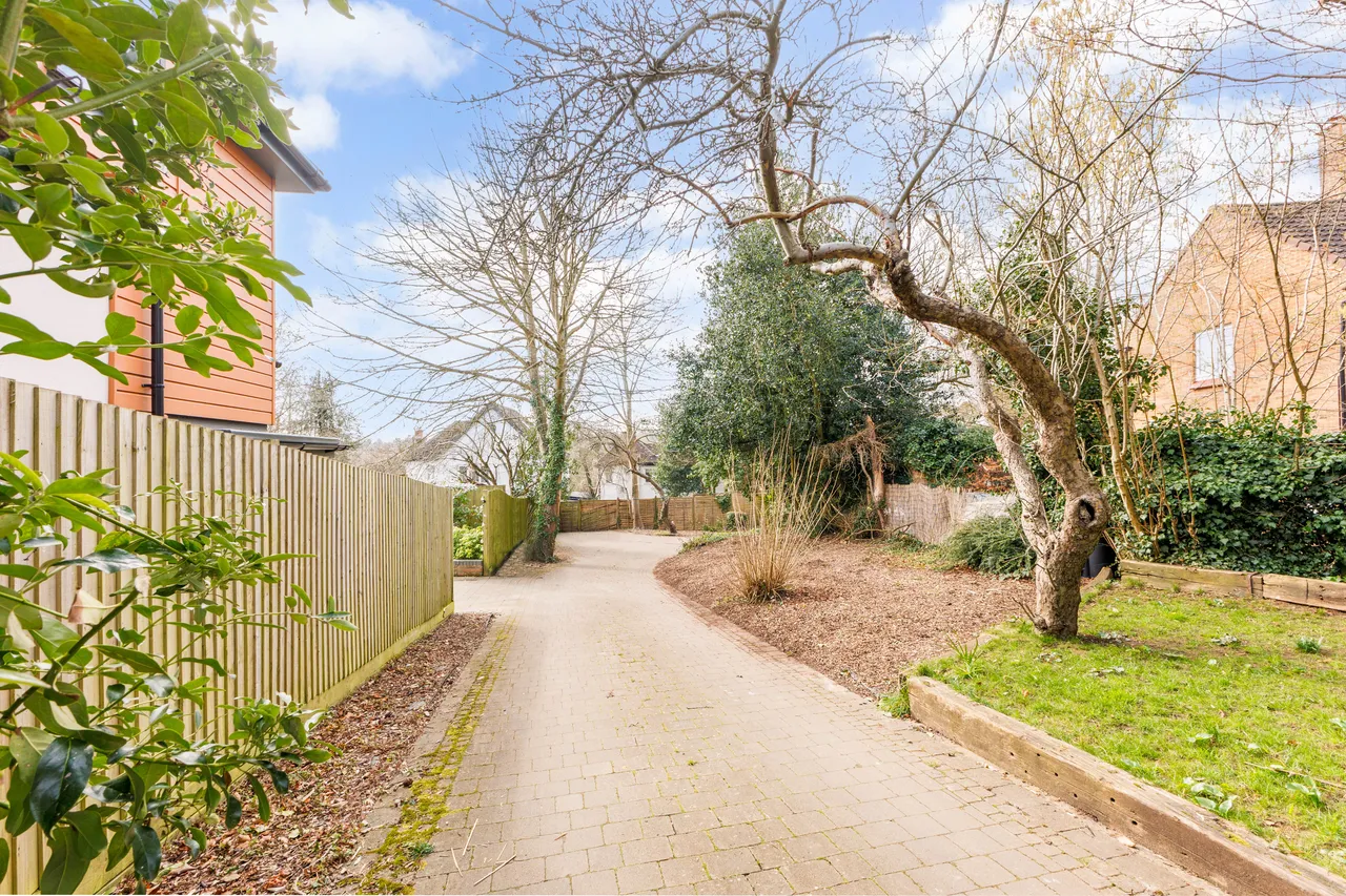 Hill Close, Harpenden, AL5, photo 10