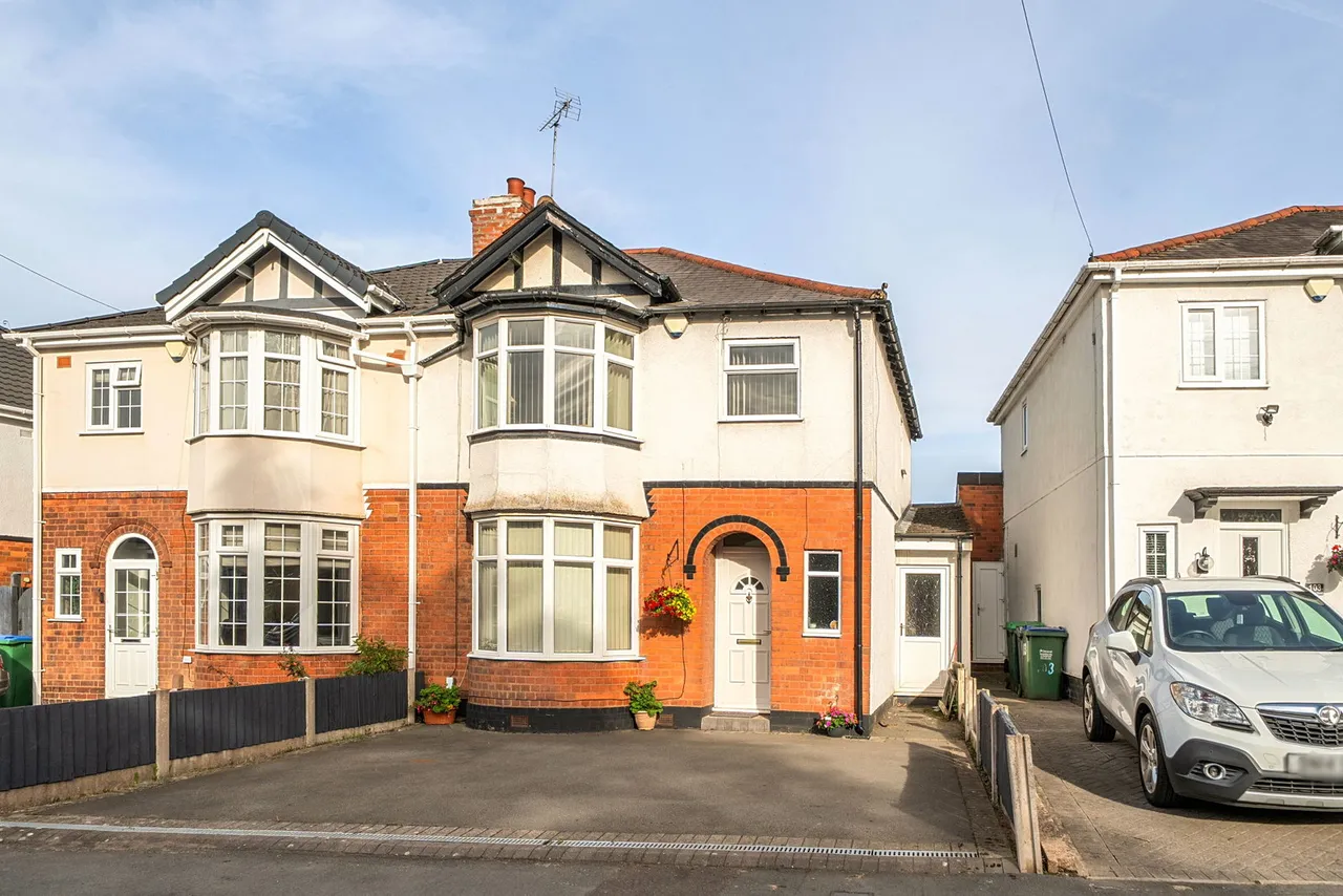 3 bed house for sale, Grafton Road, Oldbury, B68
