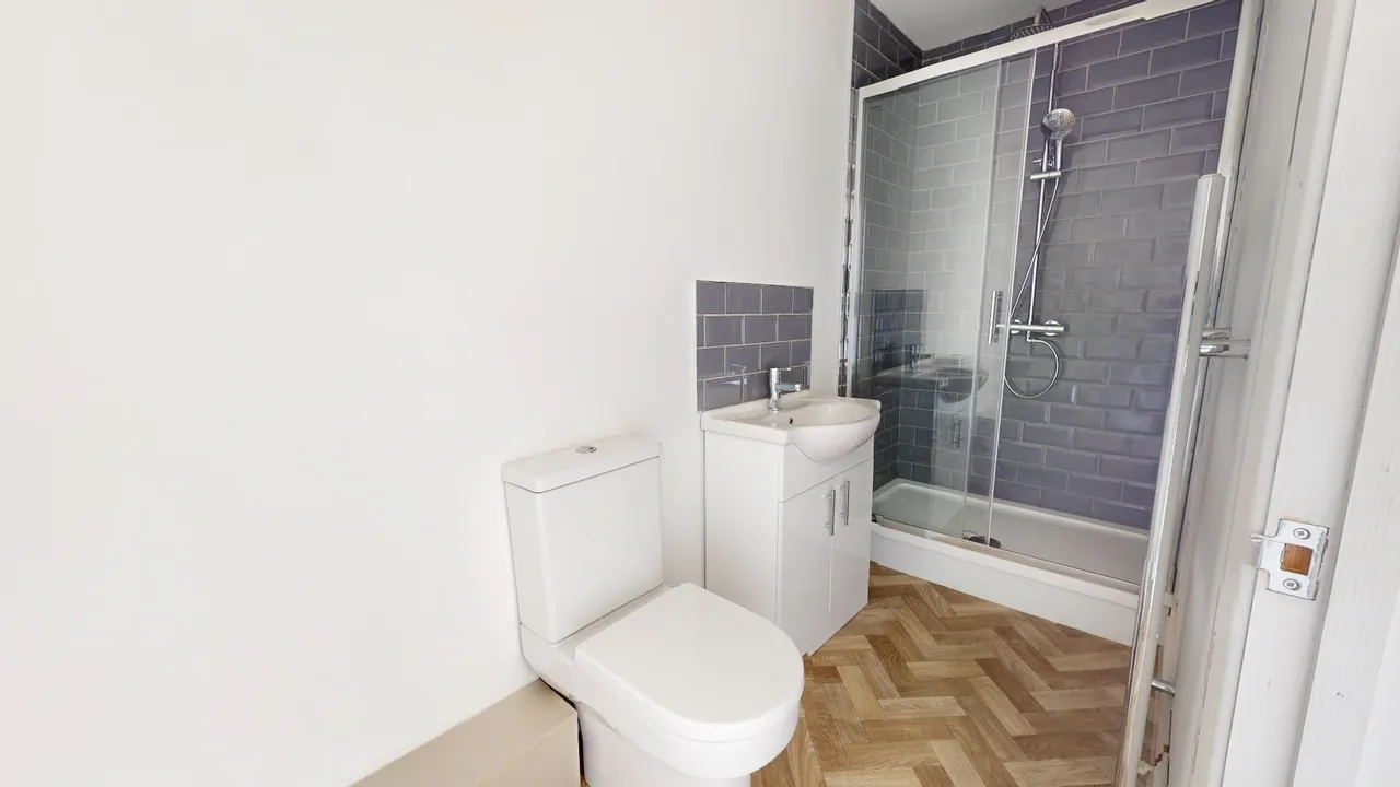 Wrekin Drive, Wrekin Drive, Donnington TF2 8DP, photo 10