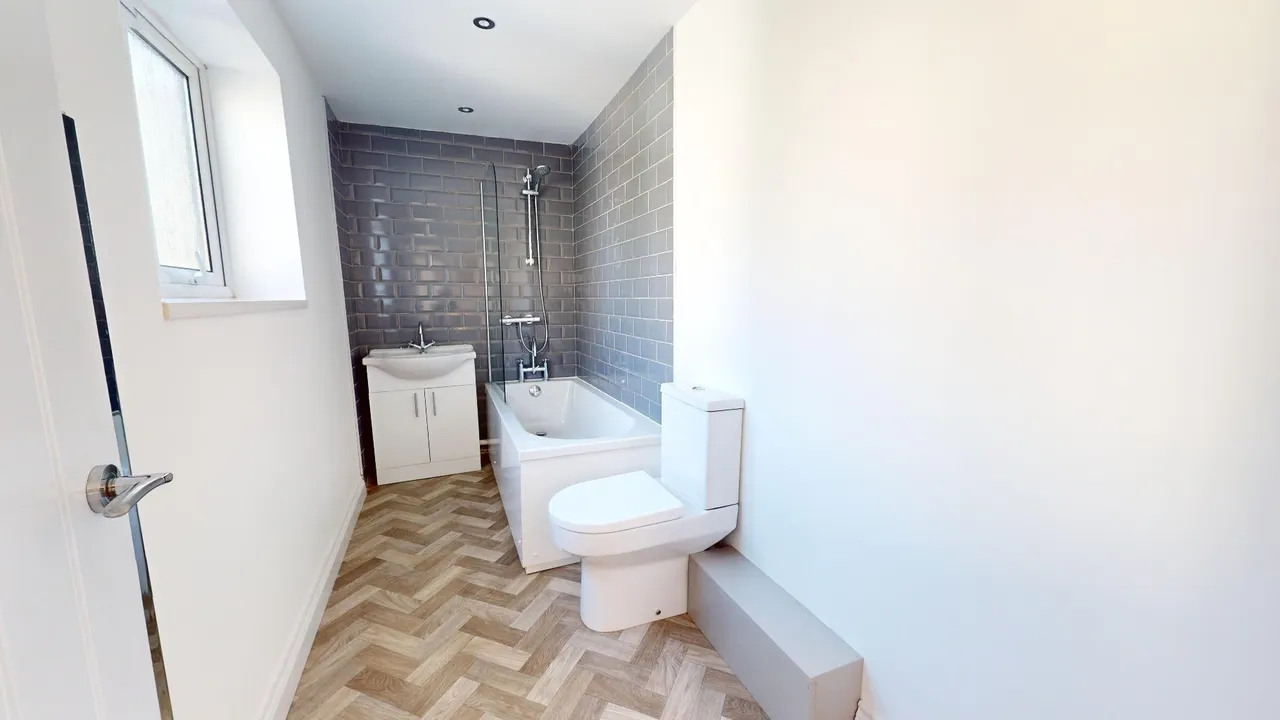 Wrekin Drive, Wrekin Drive, Donnington TF2 8DP, photo 11