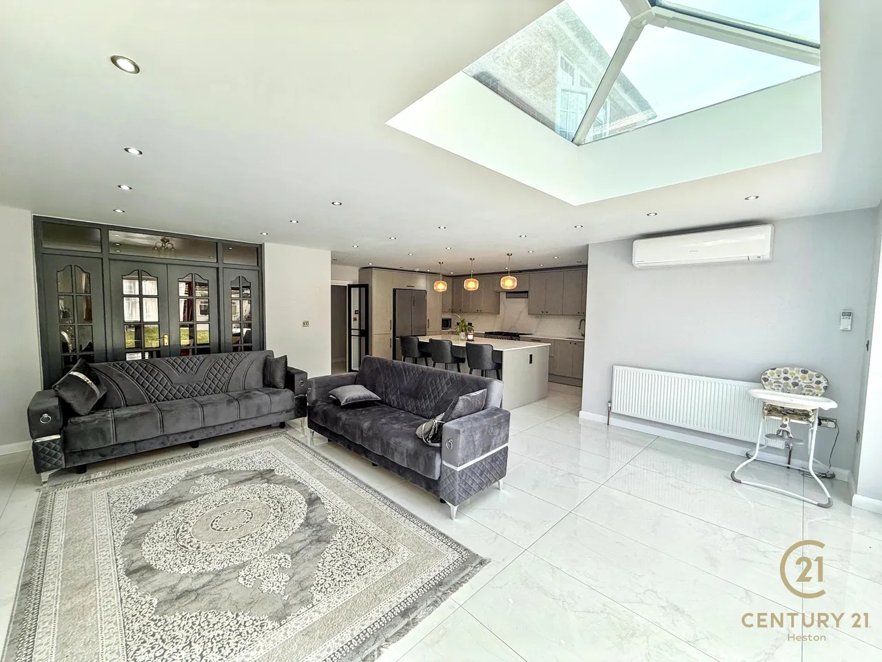 Burns Way, Hounslow, TW5, photo 5