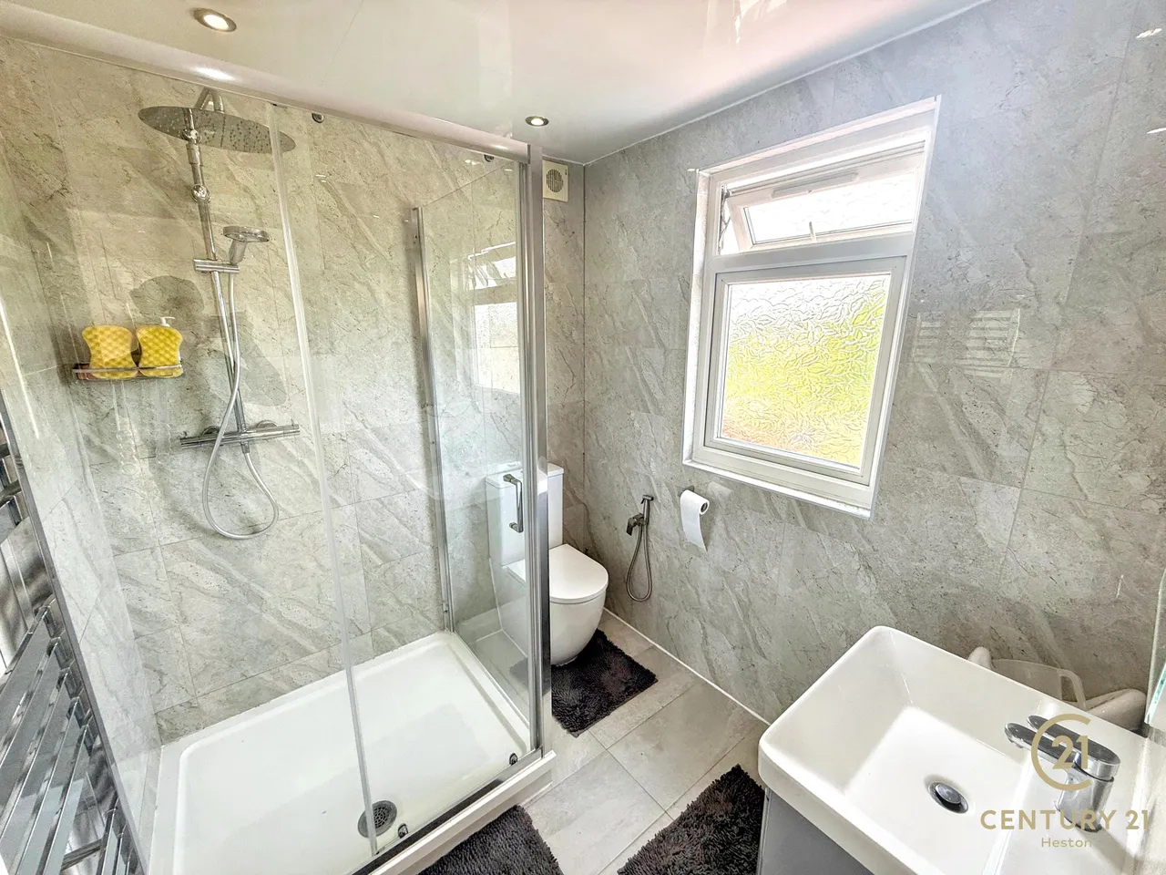 Burns Way, Hounslow, TW5, photo 26