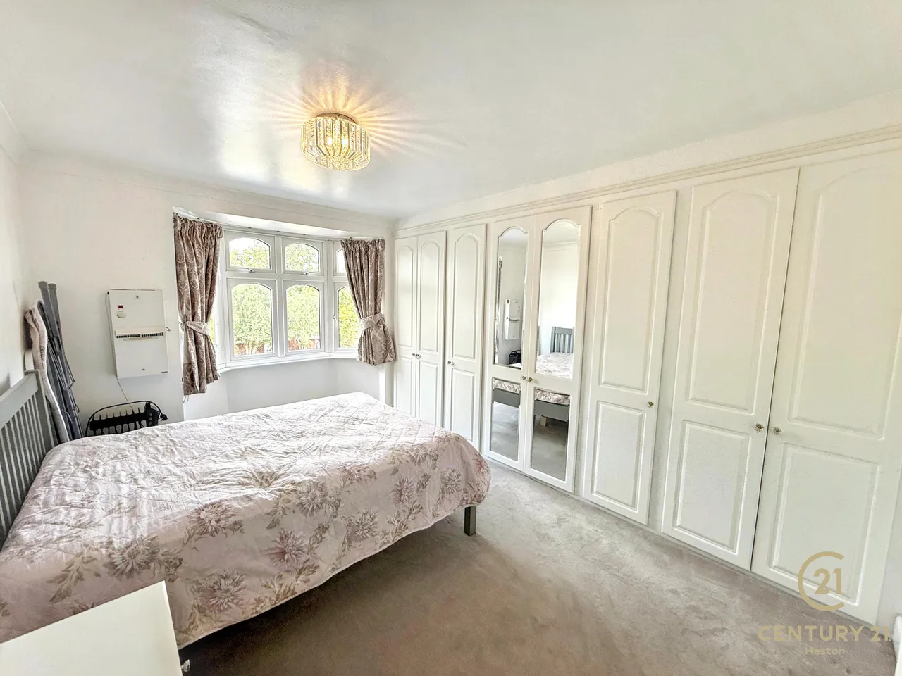 Burns Way, Hounslow, TW5, photo 19