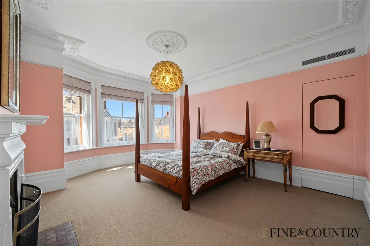 Cranhurst Road, London, photo 11