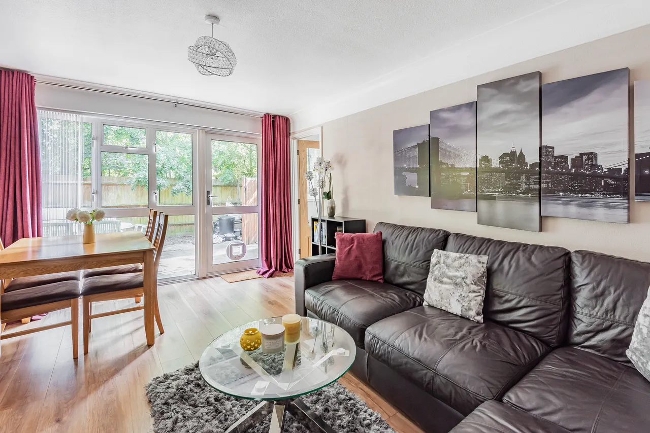 Brickett Close, Ruislip Fees Apply, HA4, photo 4