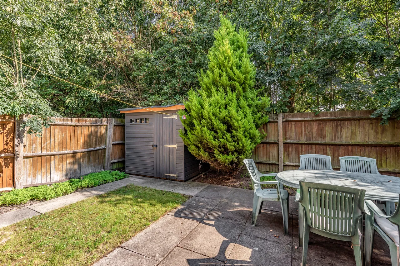 Brickett Close, Ruislip Fees Apply, HA4, photo 8