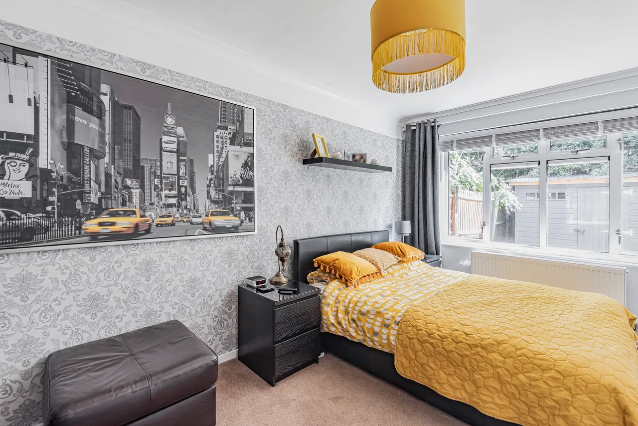 Brickett Close, Ruislip Fees Apply, HA4, photo 2