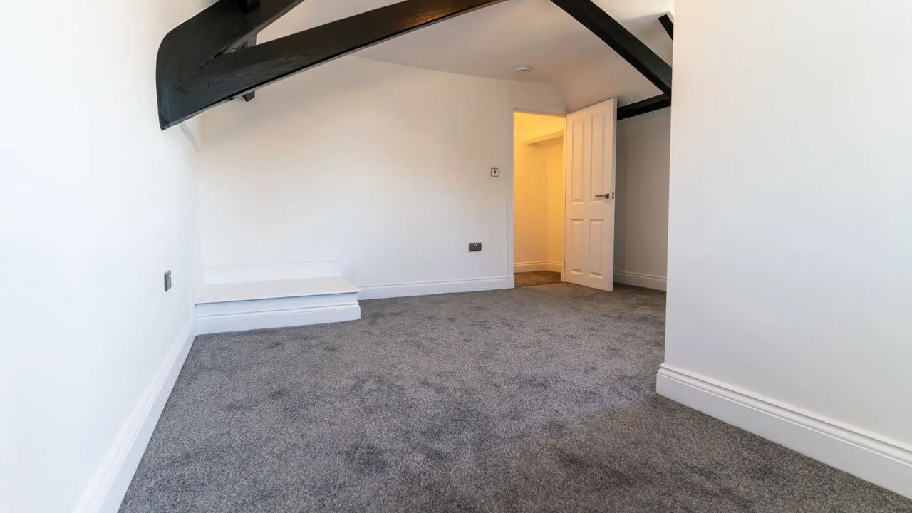 High Street, Turvey, MK43, photo 17