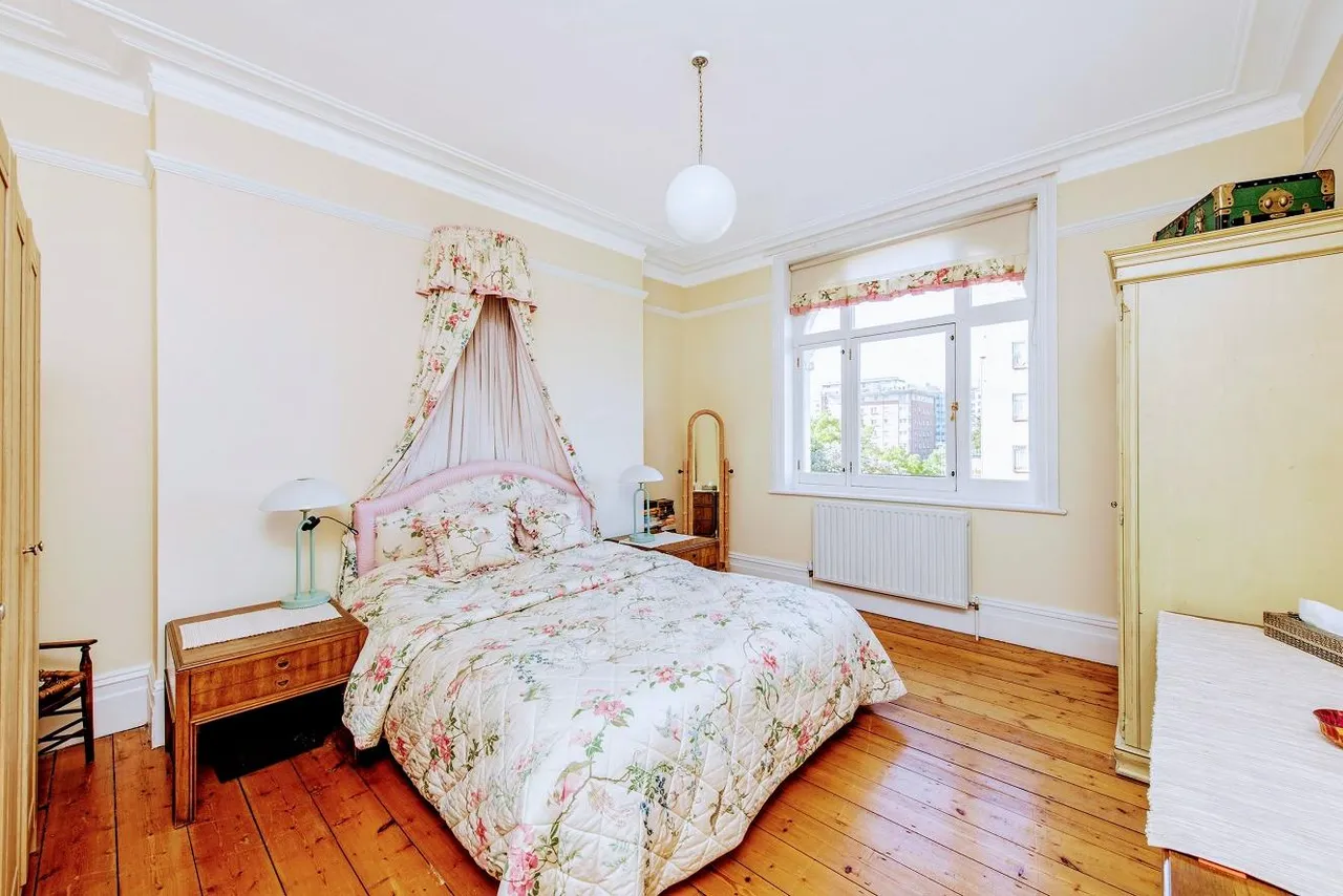 St Mary's Terrace, Little Venice, W2, photo 5