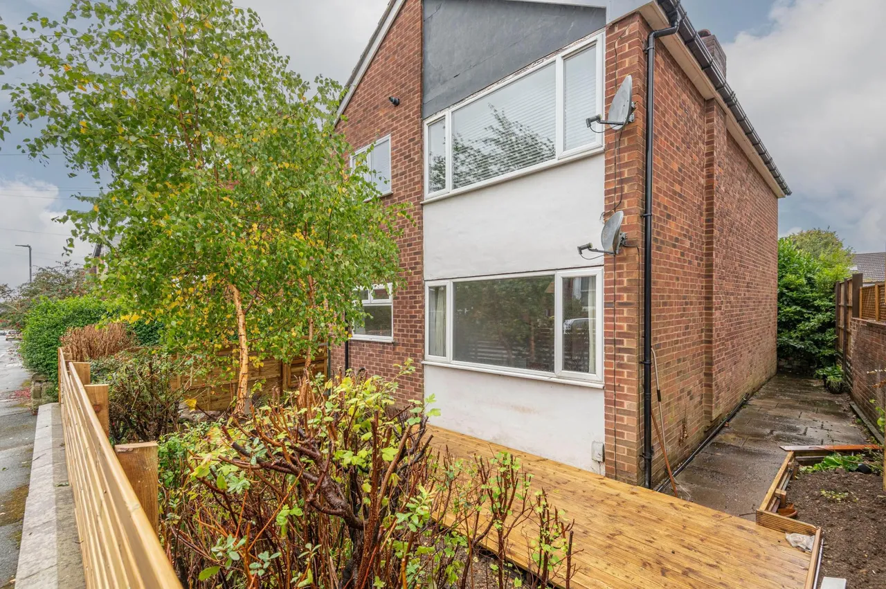 Gledhow Wood Avenue, Roundhay, LS8, photo 10