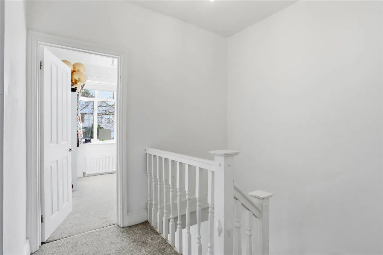 Alberta Avenue, Cheam, Surrey, SM1 2LJ, photo 10