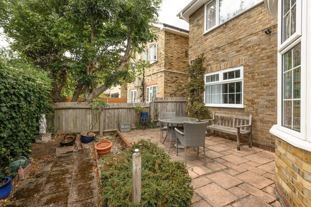 Woodside, Wimbledon, SW19, photo 17