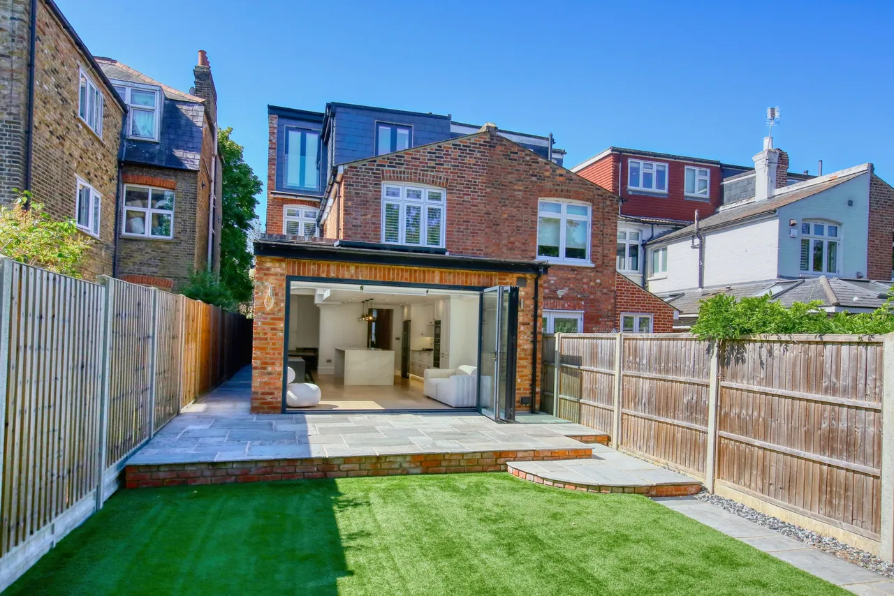 Cedars Road, Hampton Wick, KT1 4BE, photo 8