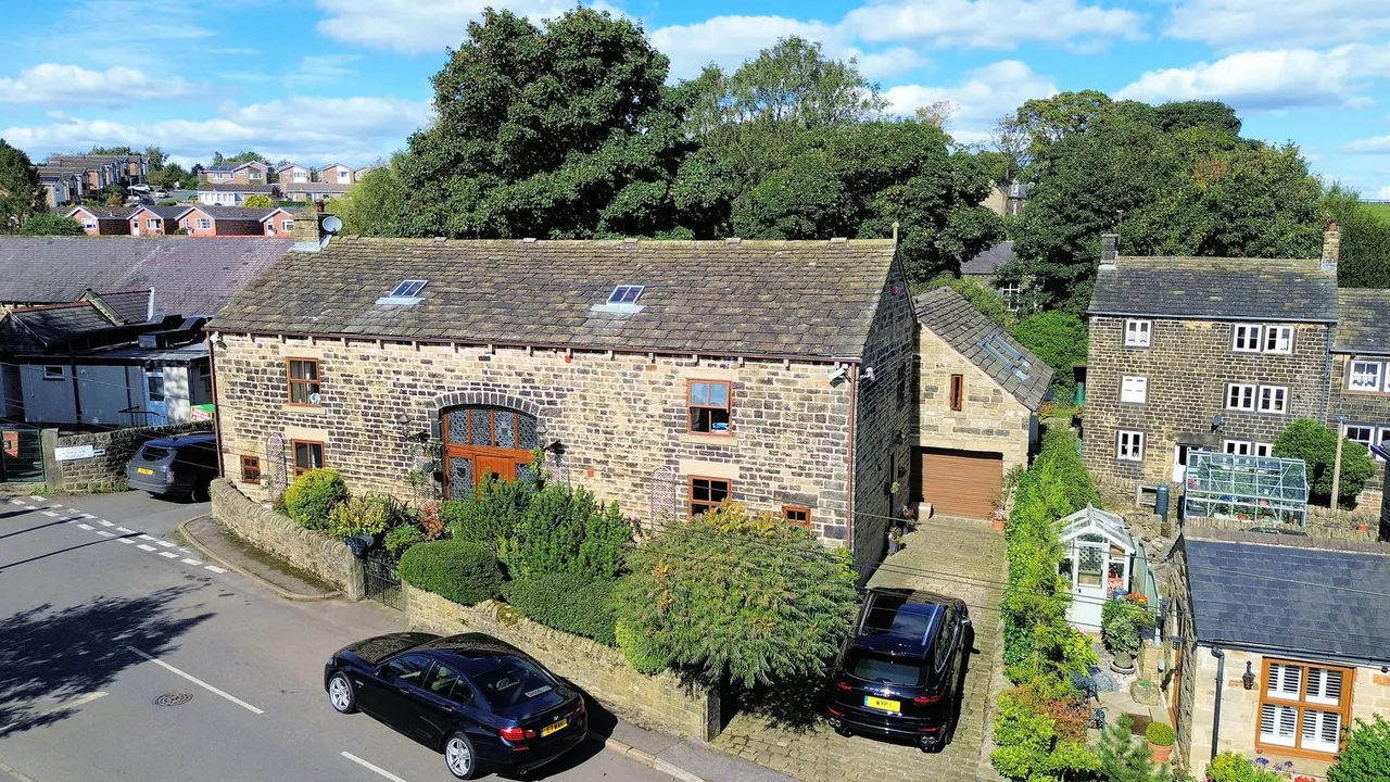 5 bed barn conversion for sale, Royd Moor Road, Thurlstone, S36