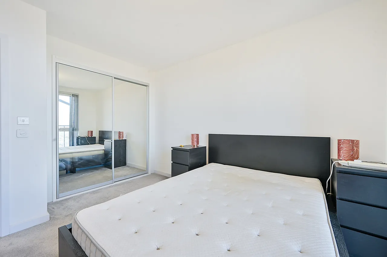 Flat 160, Barratt House, Hounslow, photo 6