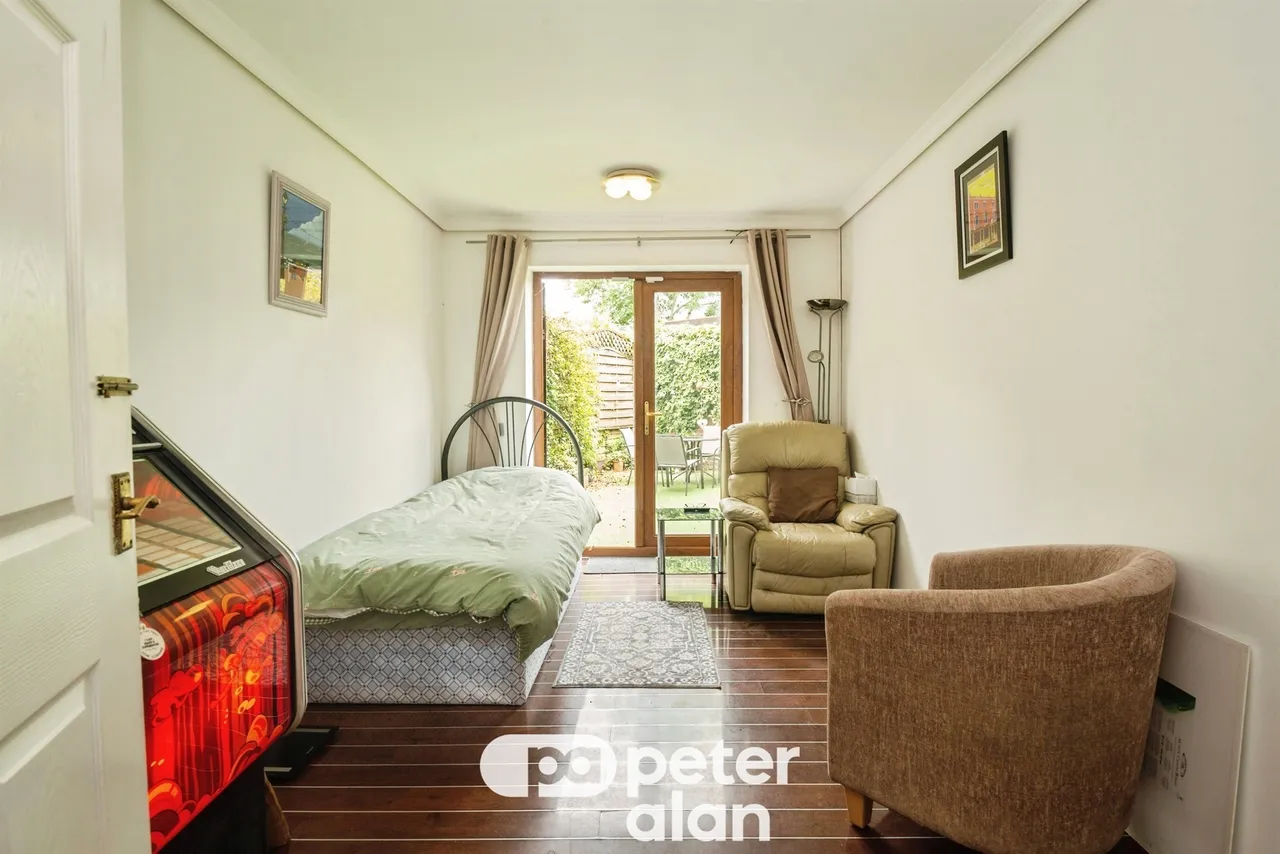 Gabalfa Avenue, Cardiff, CF14, photo 13