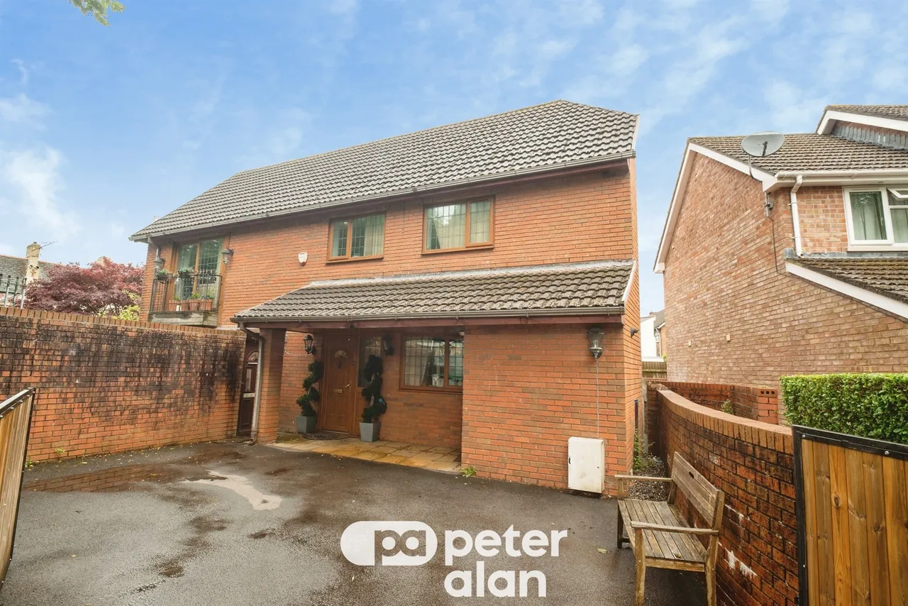 Gabalfa Avenue, Cardiff, CF14, photo 4