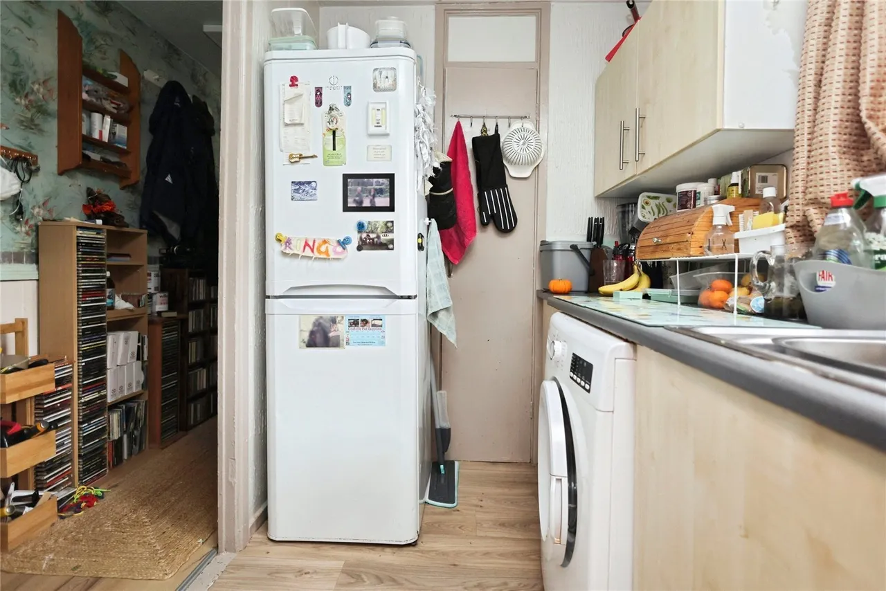 Helmswood Drive, B37, photo 7