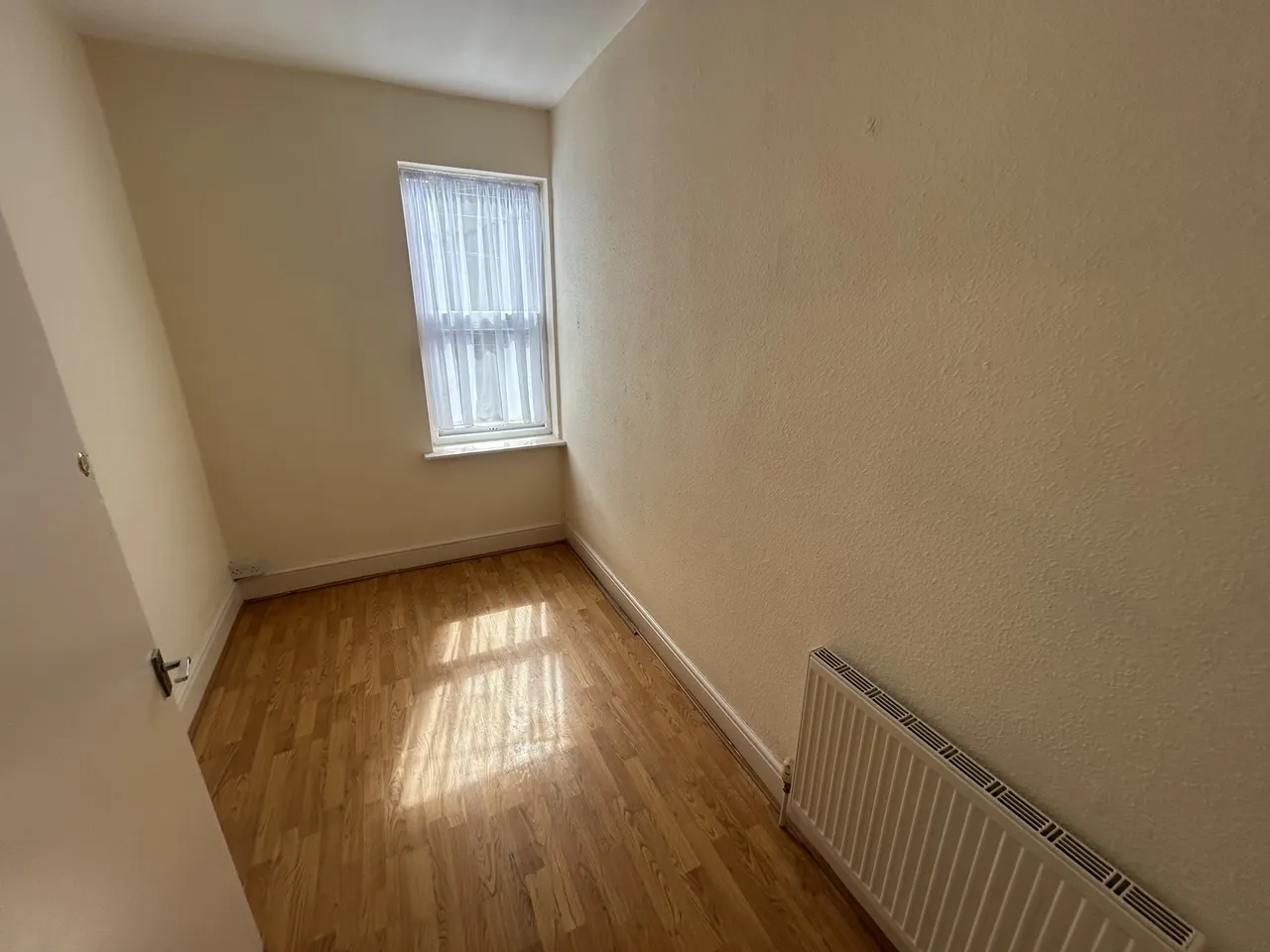Queen Street, Bilston, WV14, photo 9