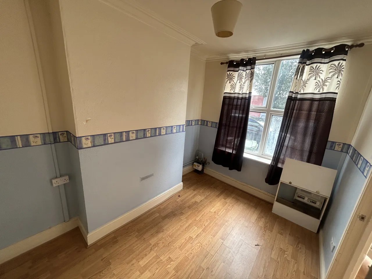 Queen Street, Bilston, WV14, photo 4