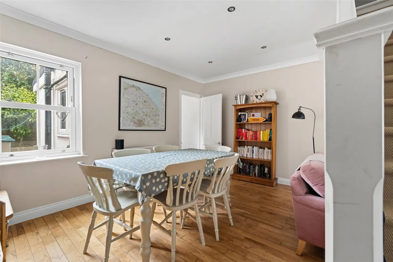 Warwick Road, Twickenham, TW2 6SW, photo 3