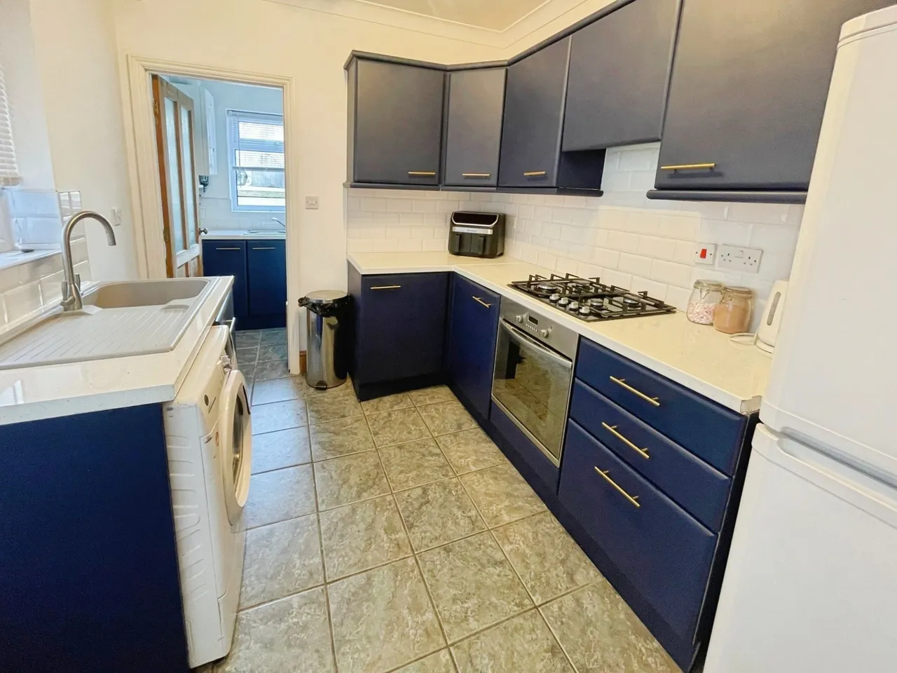 Heol Eglwys, Bridgend, CF31, photo 15