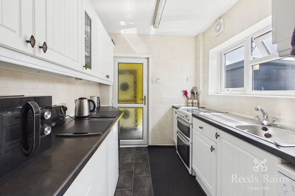 Rhuddlan Road, Rhyl, LL18, photo 3
