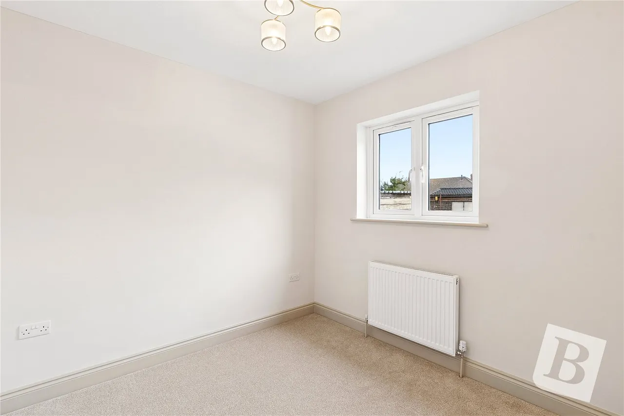 Elmtree Road, Vange, SS16, photo 6