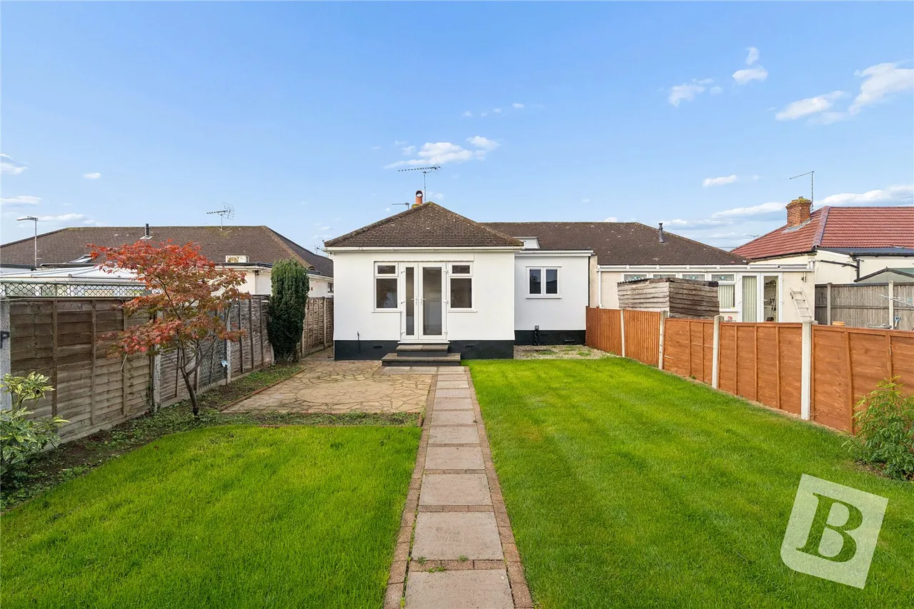 Elmtree Road, Vange, SS16, photo 11