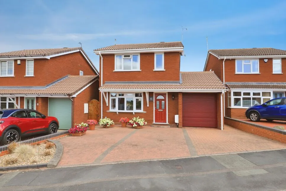 3 bed house for sale — Richmond Drive, Perton, Staffordshire, WV6