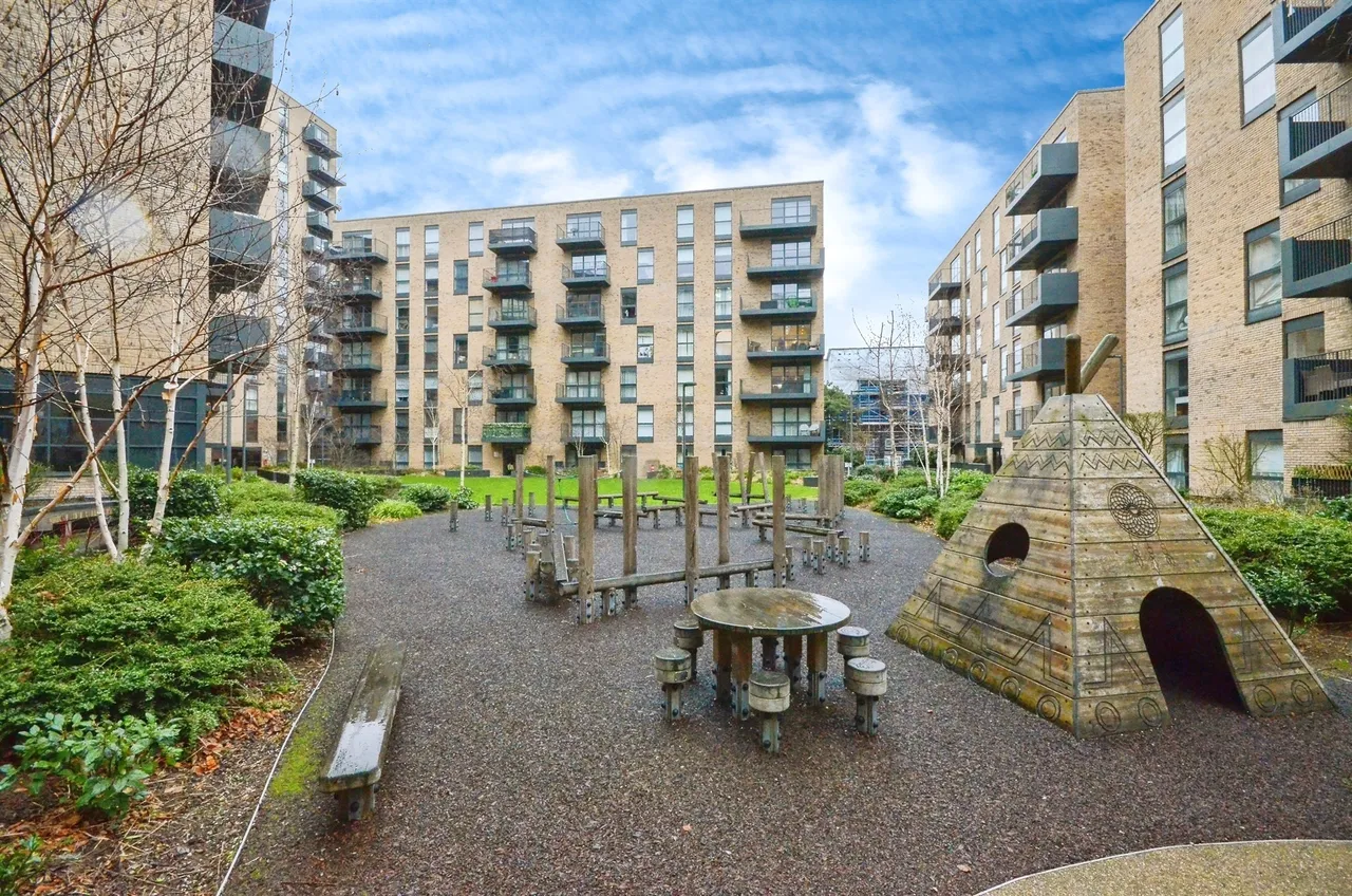 Lyon Road, Harrow, HA1, photo 16