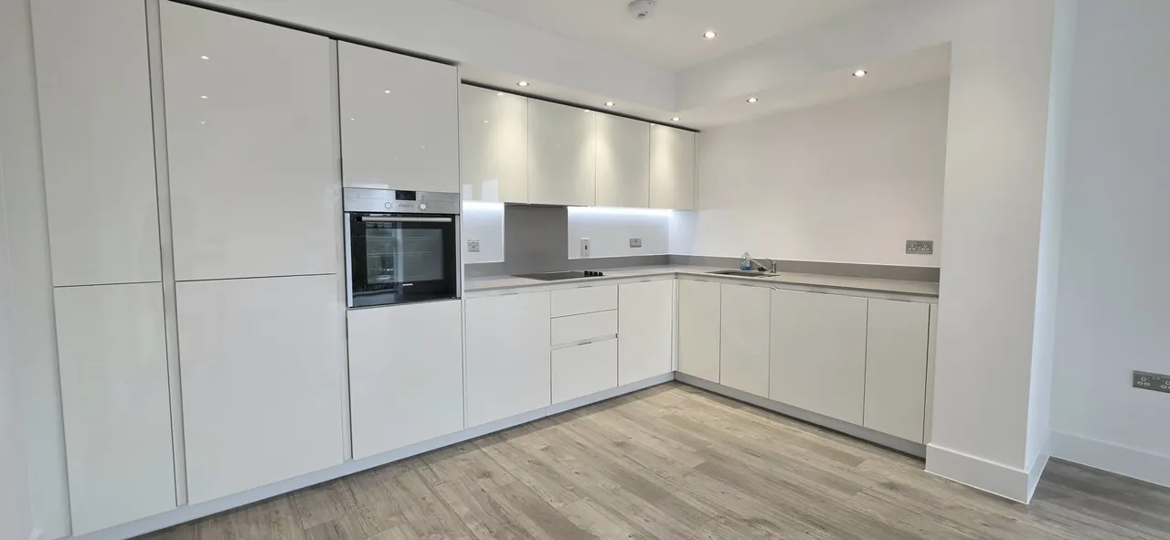 Lyon Road, Harrow, HA1, photo 5
