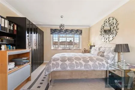 Winchelsey Rise, South Croydon, photo 22