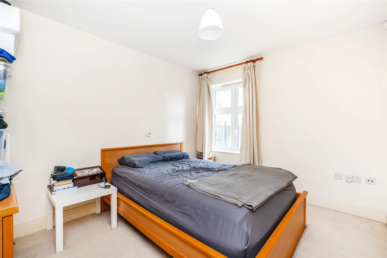 Heacham Avenue, Ickenham, UB10, photo 4