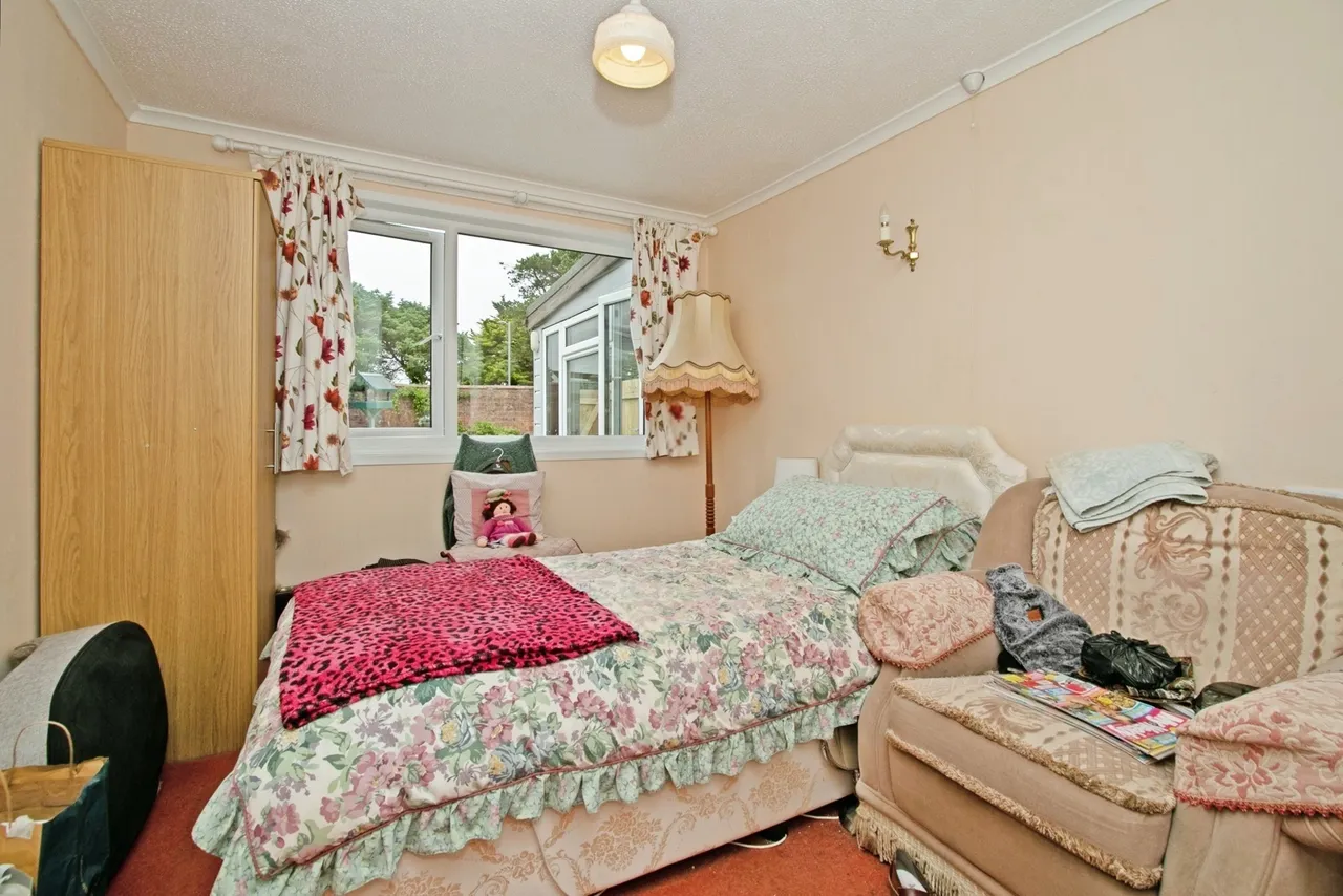 Ellen Close, Mount Hawke, TR4, photo 9