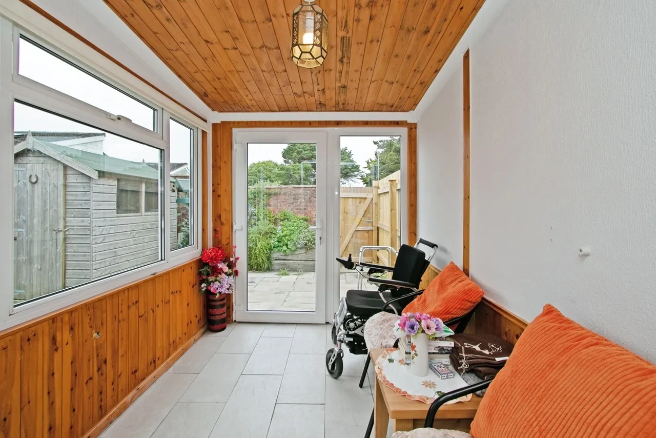 Ellen Close, Mount Hawke, TR4, photo 8
