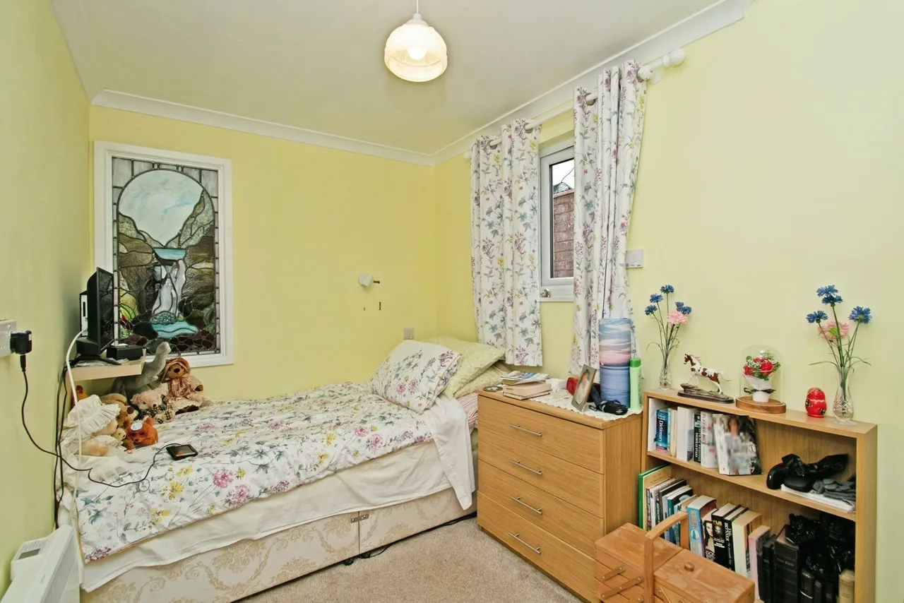 Ellen Close, Mount Hawke, TR4, photo 10