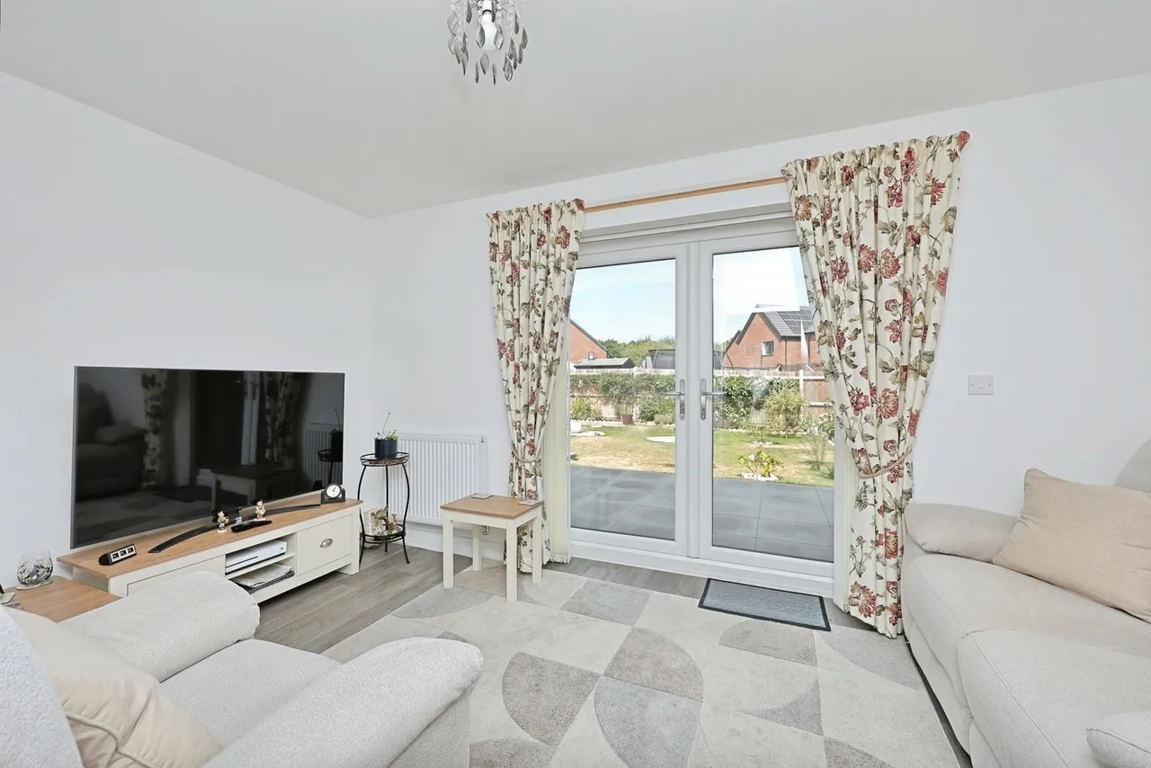 Dereham Road, Easton, Norwich, Norfolk, NR9, photo 5