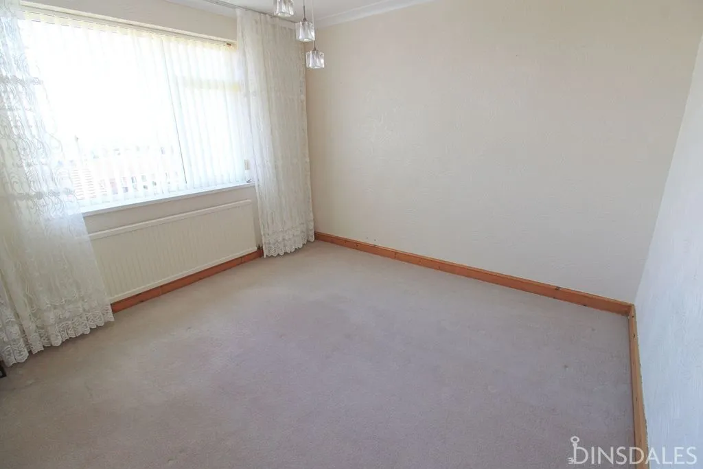 Watty Hall Road, Bradford BD6 3AH, photo 5
