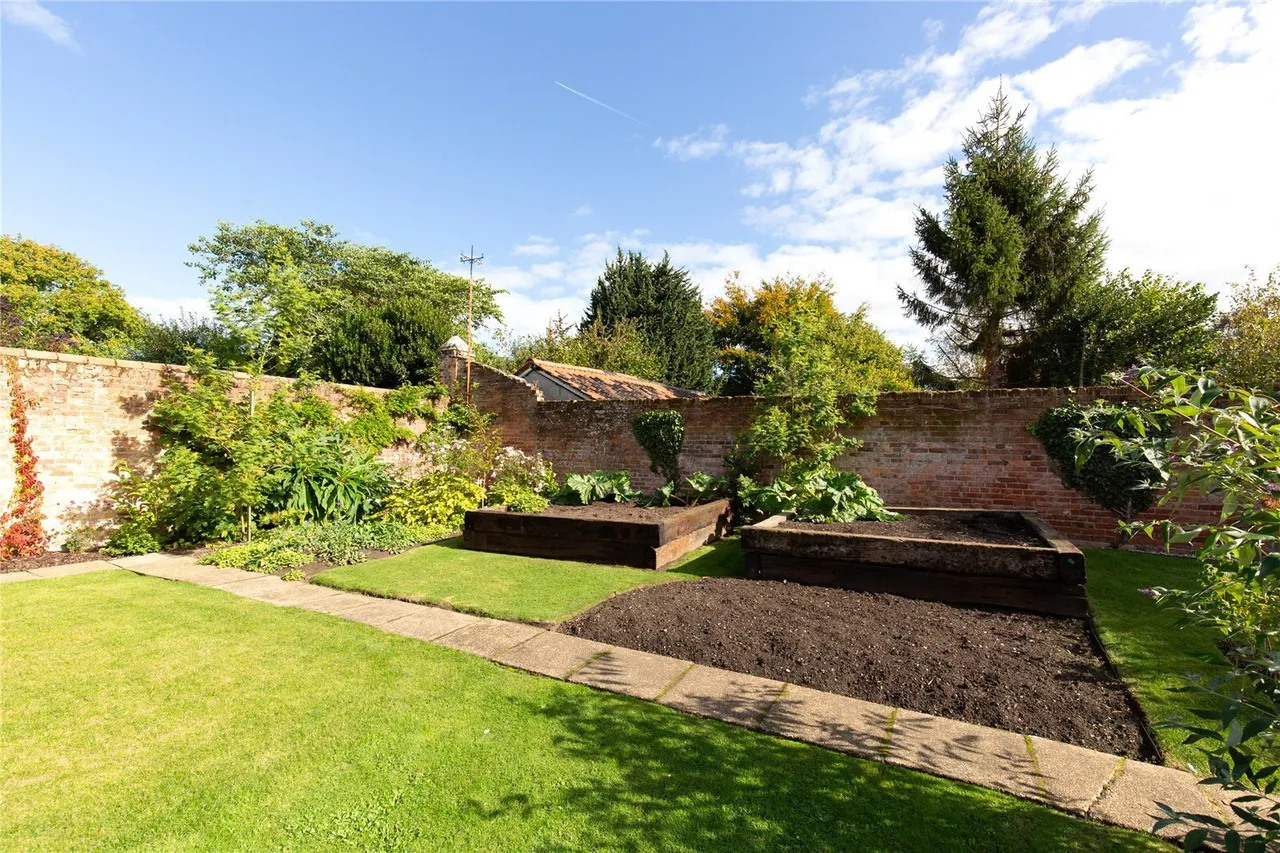 Kelling Road, Holt, NR25, photo 18