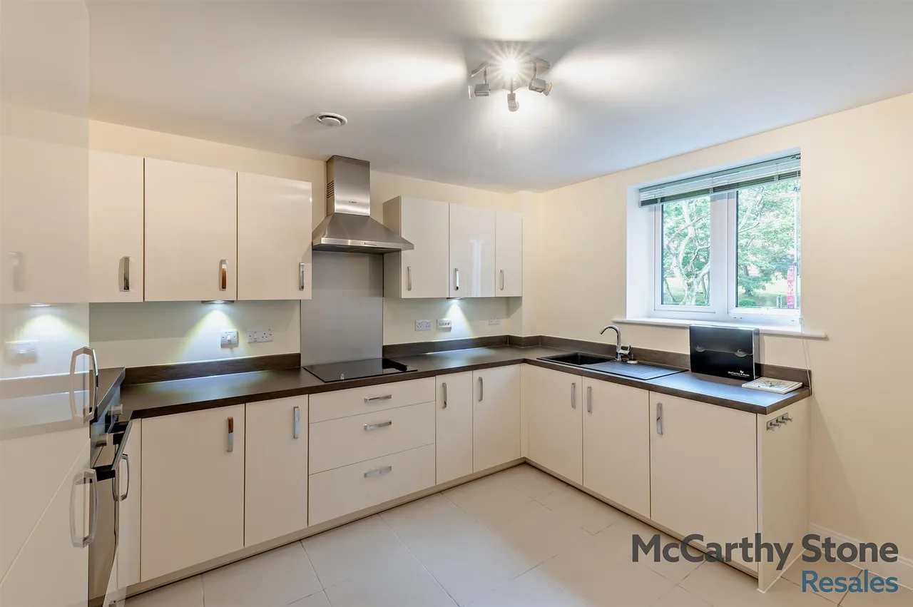 Filey Road, Scarborough, YO11, photo 7